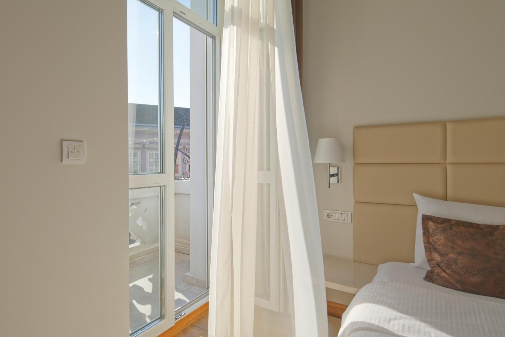 Lanterna Rooms City Center Novi Sad Luaran gambar