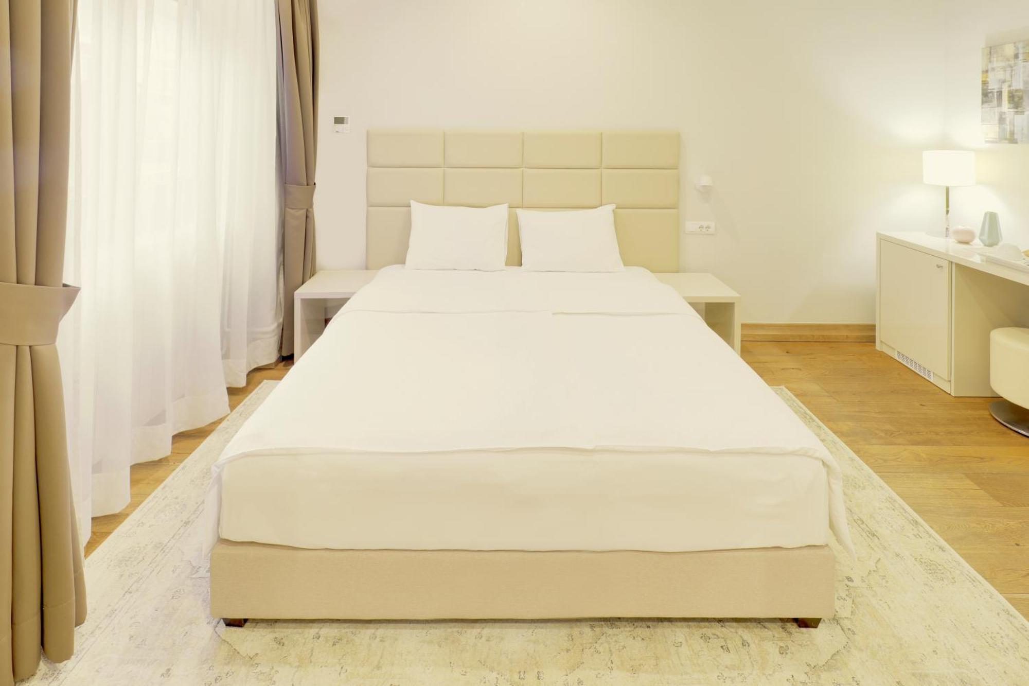 Lanterna Rooms City Center Novi Sad Luaran gambar