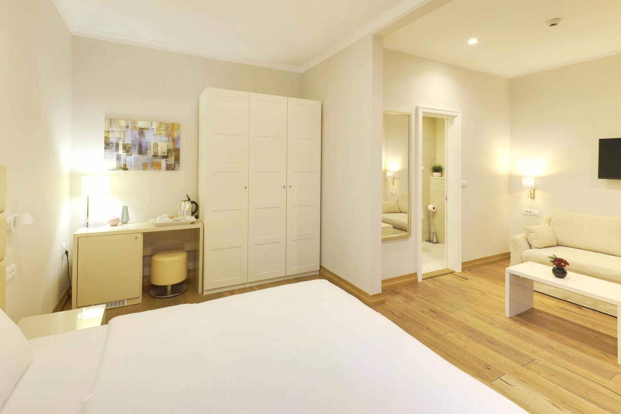 Lanterna Rooms City Center Novi Sad Luaran gambar